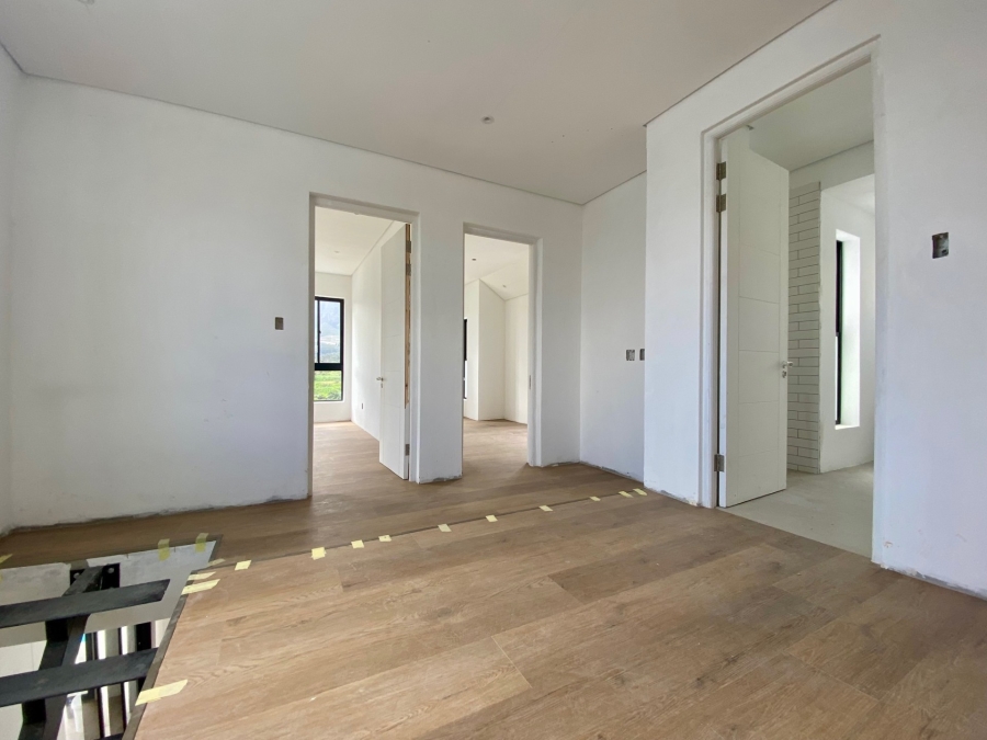 3 Bedroom Property for Sale in La Roche Western Cape
